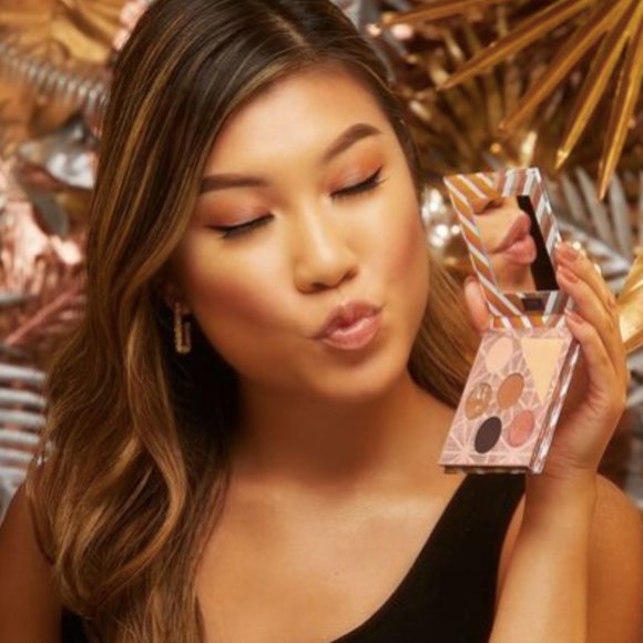 Tarte Gift & Glam Collector Set - Picture 9 of 10